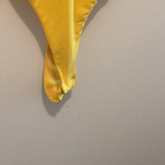 Halter top bodysuit - Picture 3 of 4